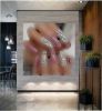 تصویر  لاک ناخن آرایش طلایی دوش زنانه سالن برند Piri Kanvas Tablo کد 1720377385